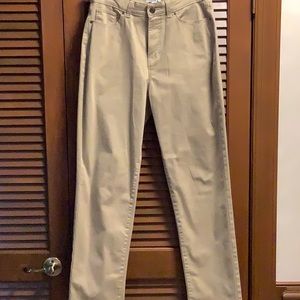 Straight Leg Jean NWOT